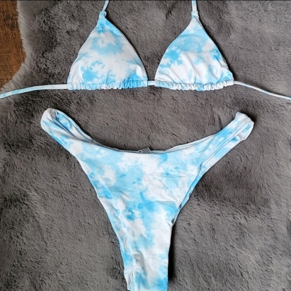Triangle Tie Dye 3 Piece Bikini Set with Skirt Swimsuit - Picture 5 of 7